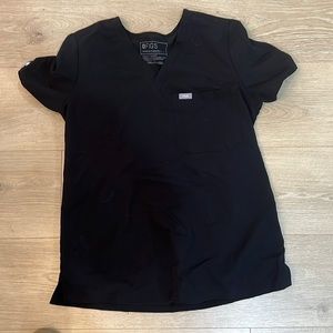 Black figs one pocket scrub top